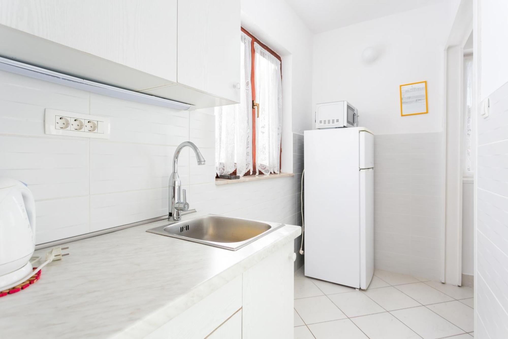 Apartments By The Sea Seget Vranjica, Trogir - 1038 Room photo